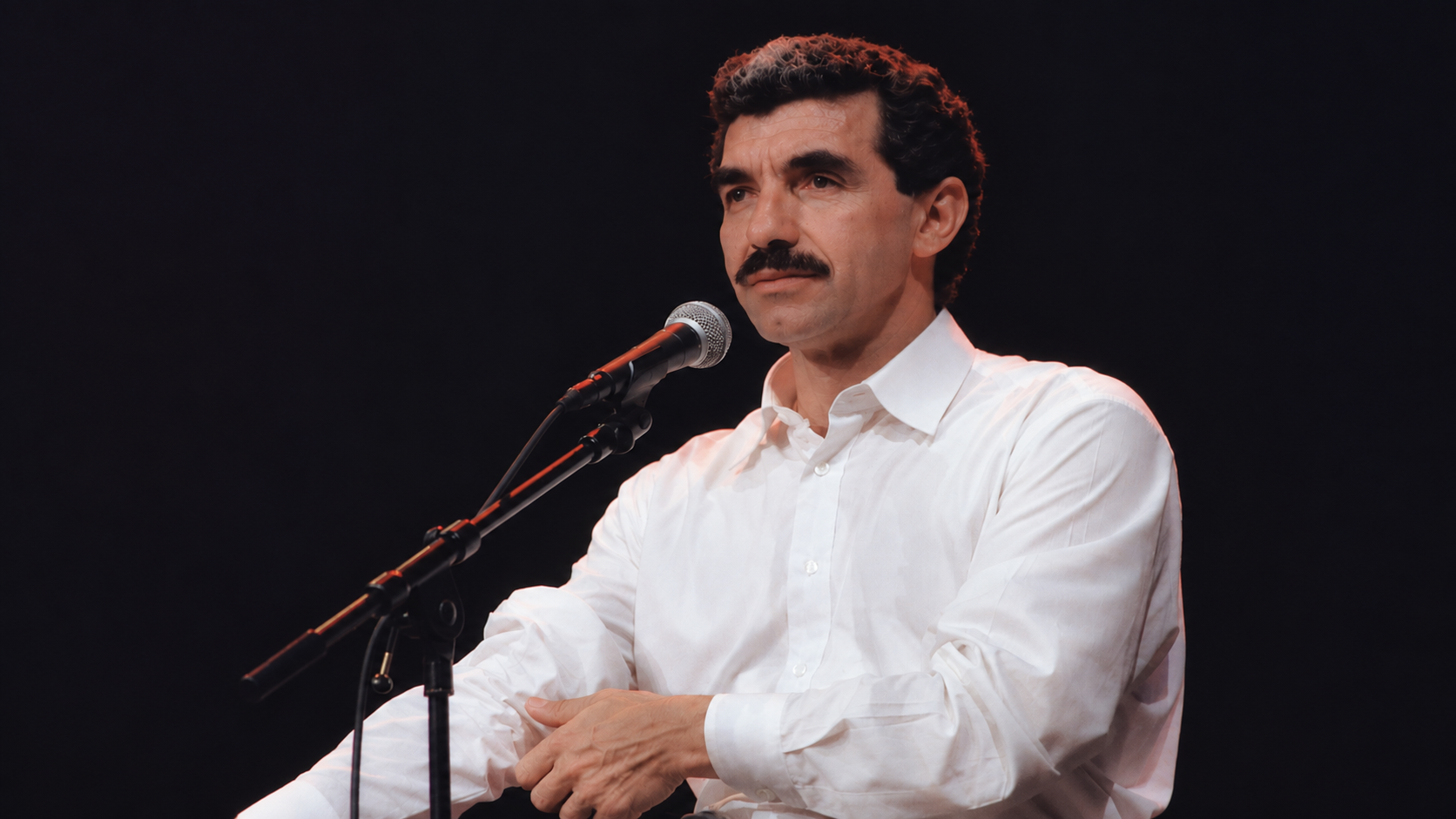 Lucho director