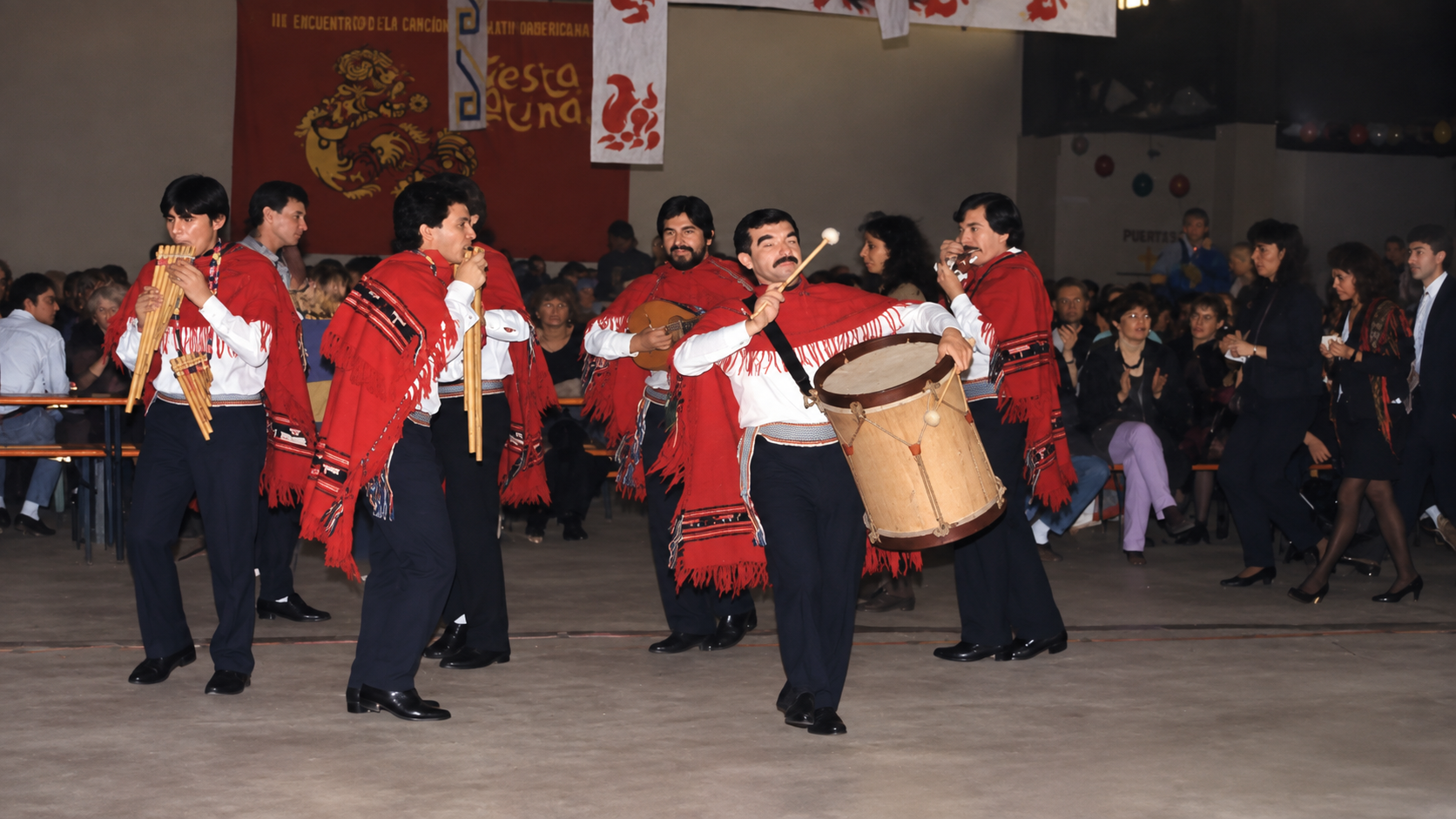 Lucho fiesta latina