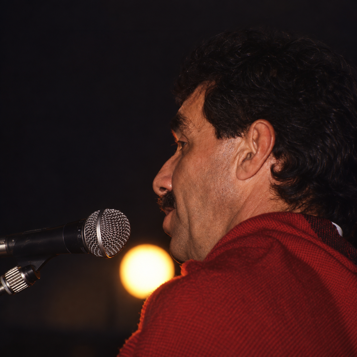 lucho-canta-2