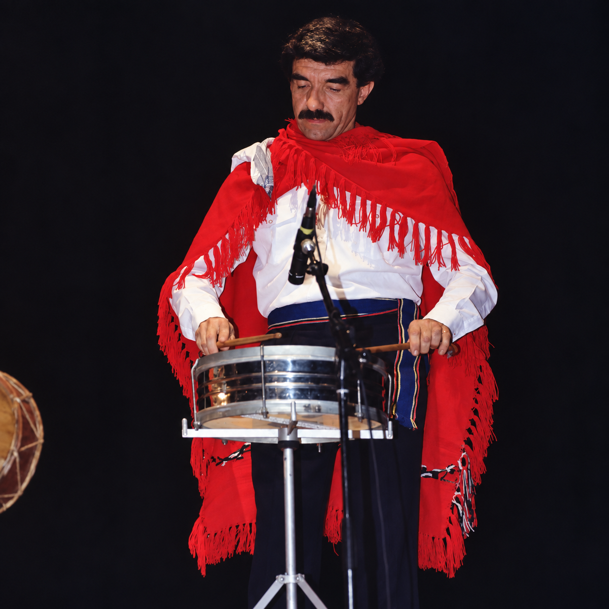lucho-con-tarola