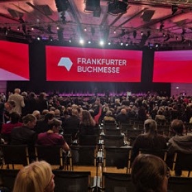 Dirk Hoffmann, CEO der Messe Berlin, bei der Eröffnung