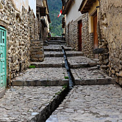 OLLANTAYTAMBO - Ciudad INCA viva