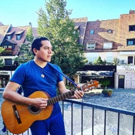 Renato Tejada - Liedermacher aus Arequipa Renato Tejada - Liedermacher aus Arequipa